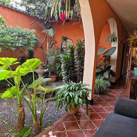 Hospedaje El Viajero Antigua Lli Exterior photo
